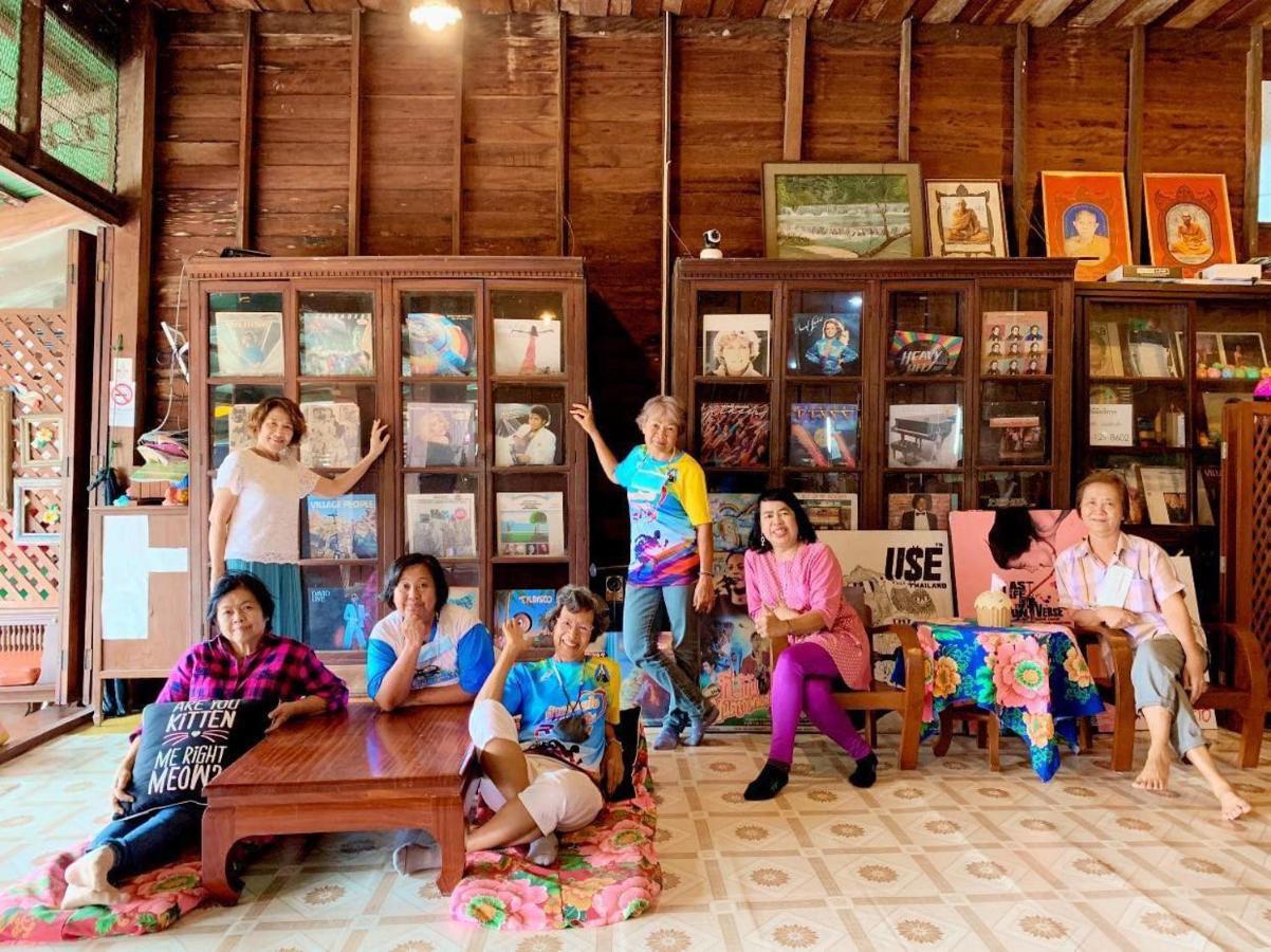 Baanklong Amphawa Homestay Exterior foto